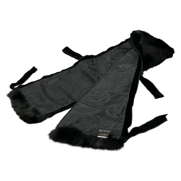 Auth GUCCI - 149111 XP141 Black Rabbit (Lapin) Rayon Scarf - Picture 4 of 7